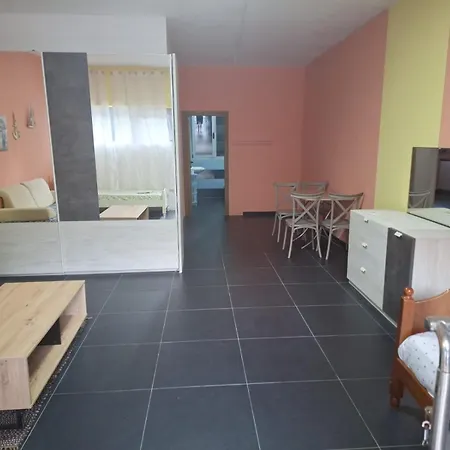 House Vlorë